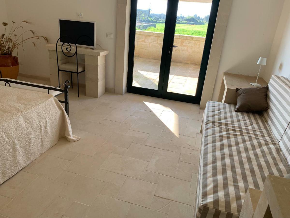 Bioagriturismo Messer Gesualdo Nociglia Bagian luar foto
